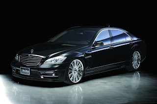 Mercedes S Class luxury car pictures