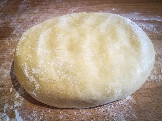 Pasta frolla tradizionale per pastiera napoletana