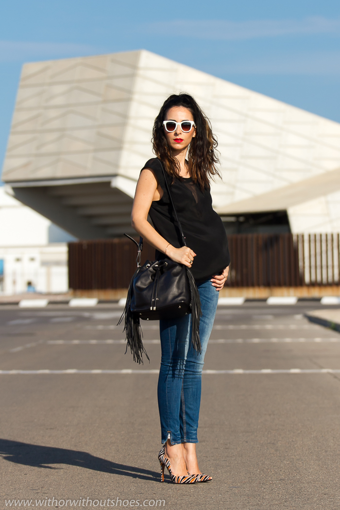 Urban Chic: Animal Print and Fringed | With Or Without Shoes - Influencer Moda Valencia España