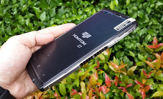 Outdoor Phone Homtom Zoji Z7 New RAM 2GB 4G LTE IP68 Certified Fingerprint