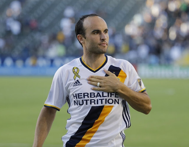 Landon Donovan Keluar dari Pensiun Untuk Mendaftar Dengan Leon Landon Donovan Keluar dari Pensiun Untuk Mendaftar Dengan Leon