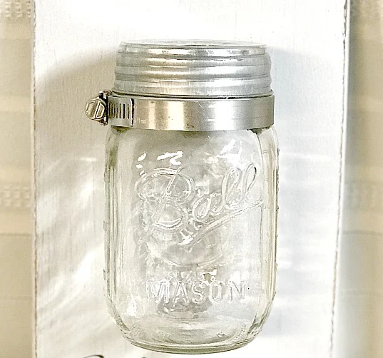 How to Make a Mason Jar Wall Vase