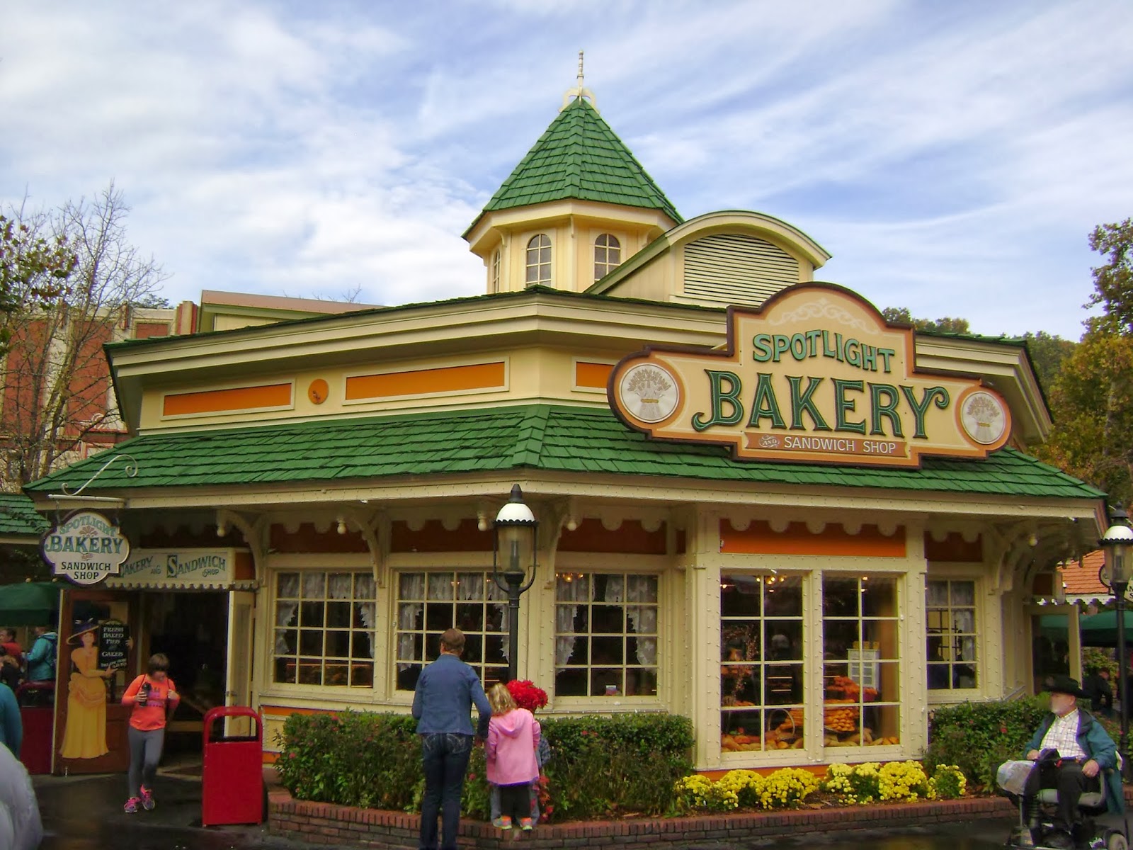 A Day at Dollywood and the National Southern Gospel & Harvest Celebration