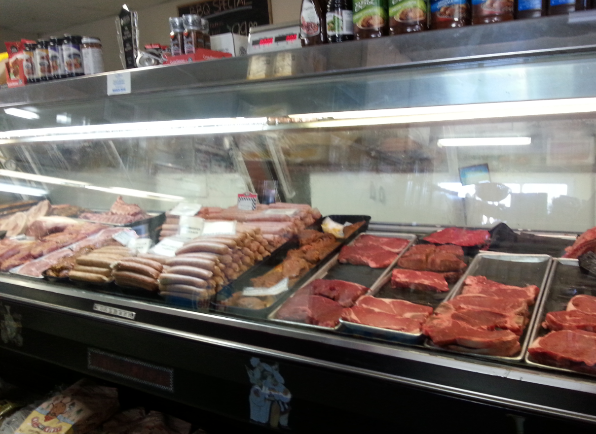 Animals Movie Review Film Summary 2015 Roger Ebert