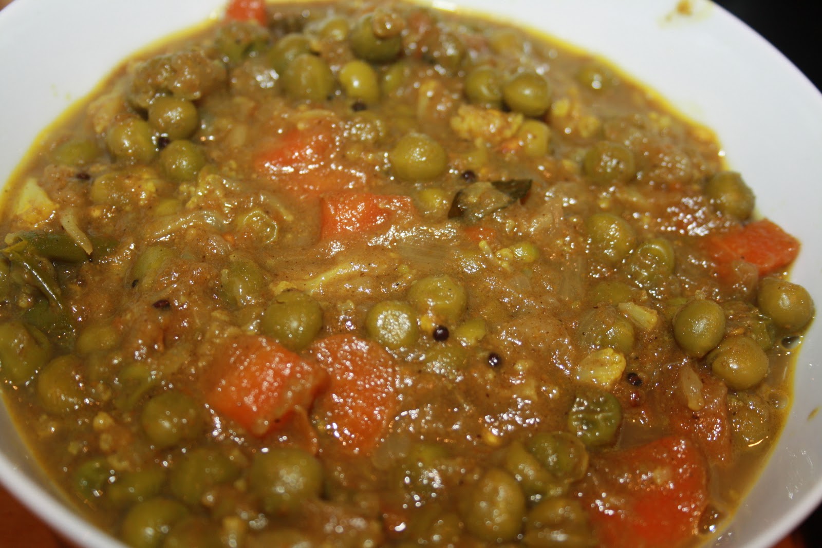 to my Kitchen Green Peas and Carrot Masala