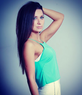 Russian brides and ukrainian girls waiting for you: Lonely woman Elena
