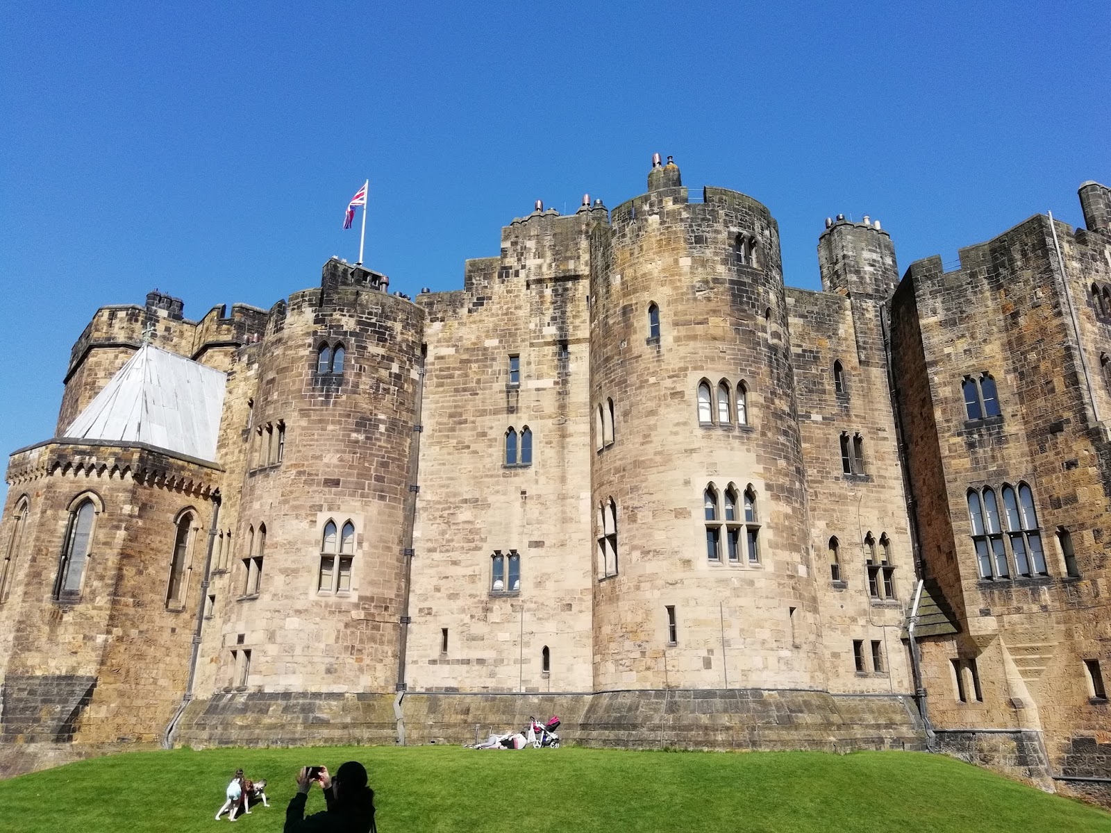 Knight Of The Two Ls Knight Errant A Trip To Alnwick Castle