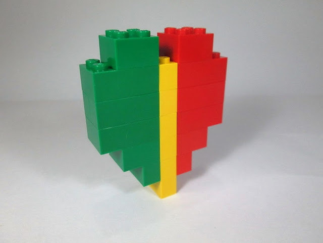 coração português em LEGO