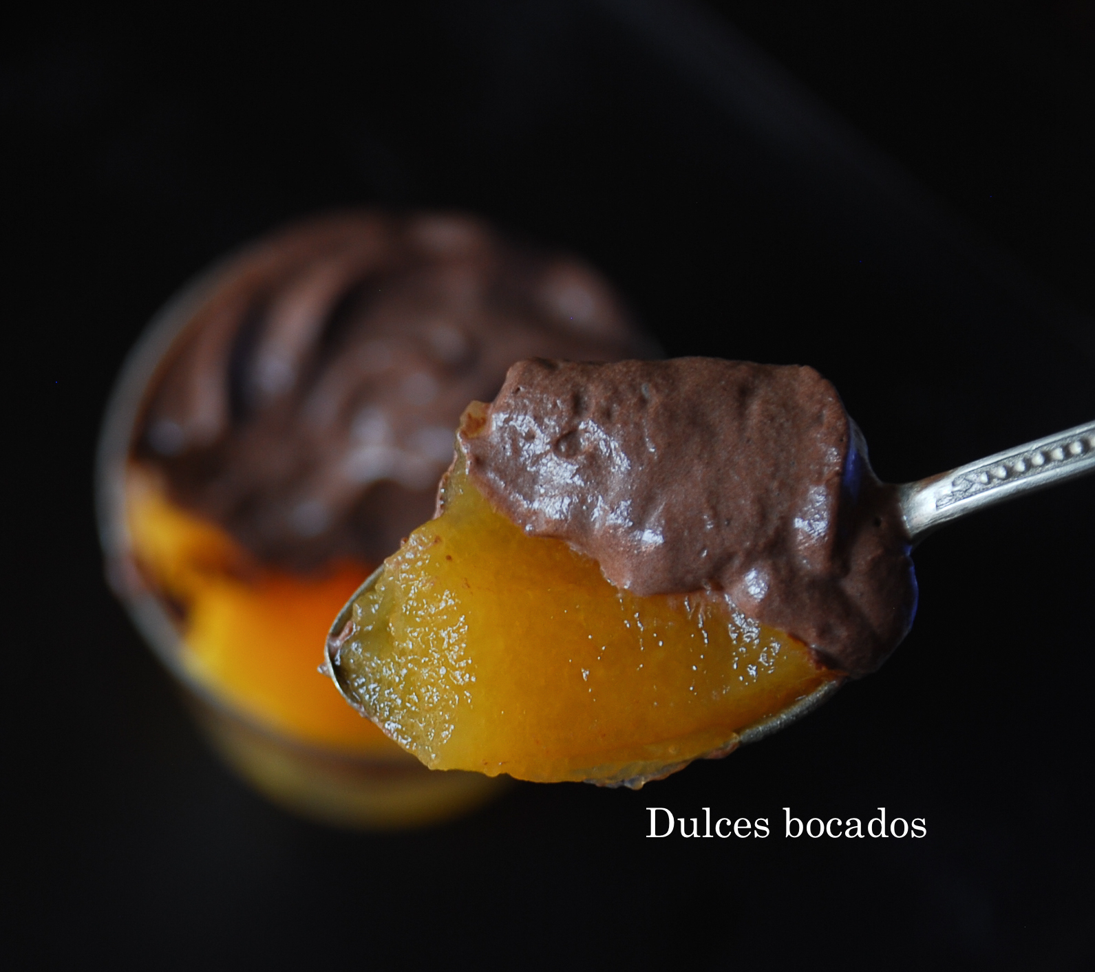 Gelatina de mandarina con mousse de chocolate - dulces bocados