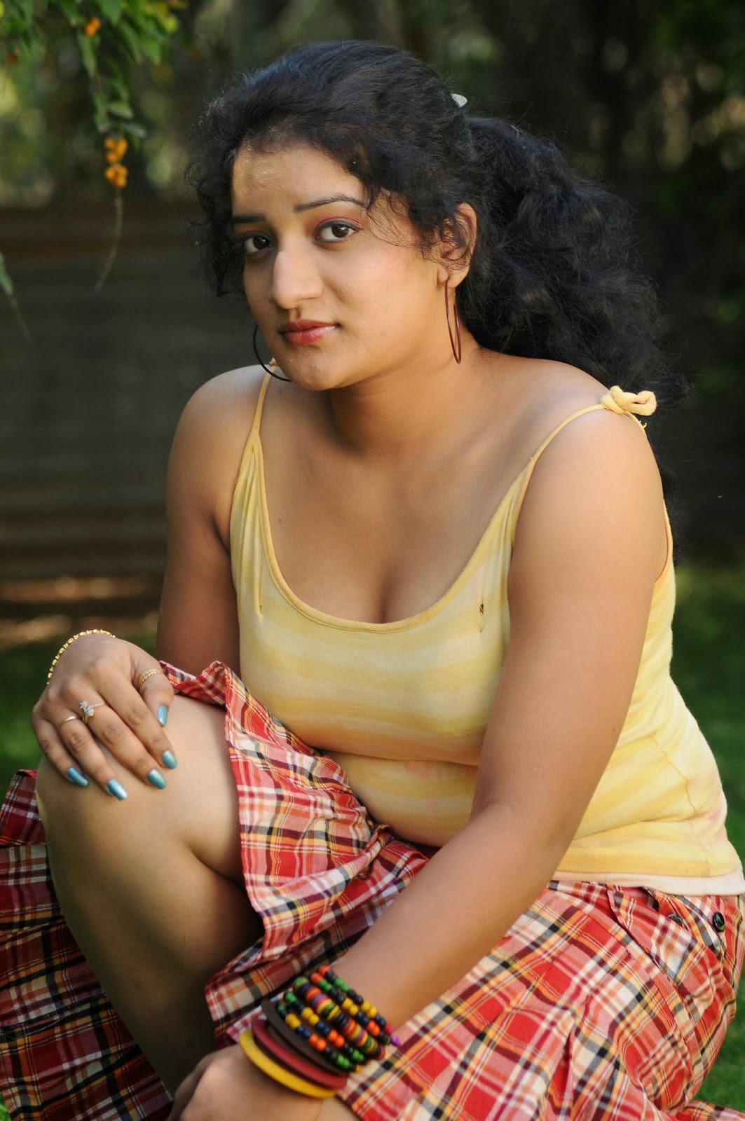 Hot Actress Photo Gallery From Dorakadu Movie Dorakadu Movie Hot Telugu Act...