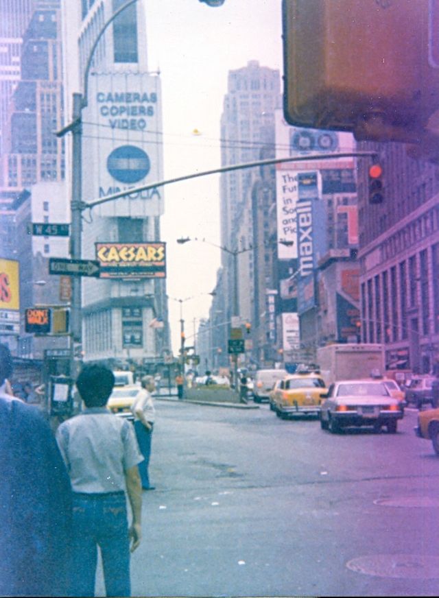 Street Scenes of New York in 1984 Through Italian Guys' Lens Vintage