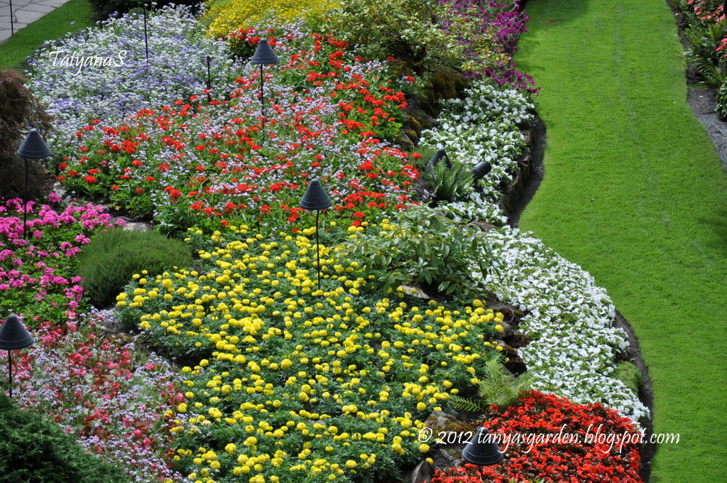 MySecretGarden Garden Tapestry. Six Pictures of the Butchart Gardens