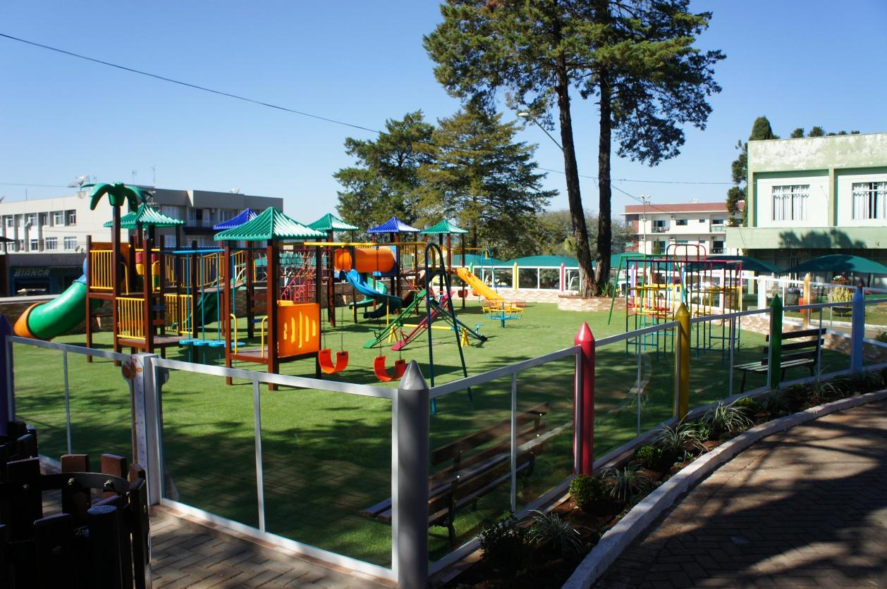 A finalidade dos parques de diversão vai além da diversão, o playground também auxilia no desempenho escolar!