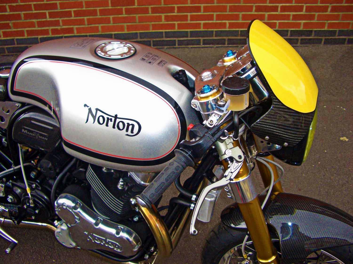 NORTON 961 DOMINATOR MANXMAN RocketGarage Cafe Racer Magazine