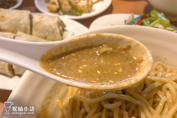 【台北大安區】餘記麵館。好吃到還沒心理準備 【台北大安區】餘記麵館。好吃到還沒心理準備