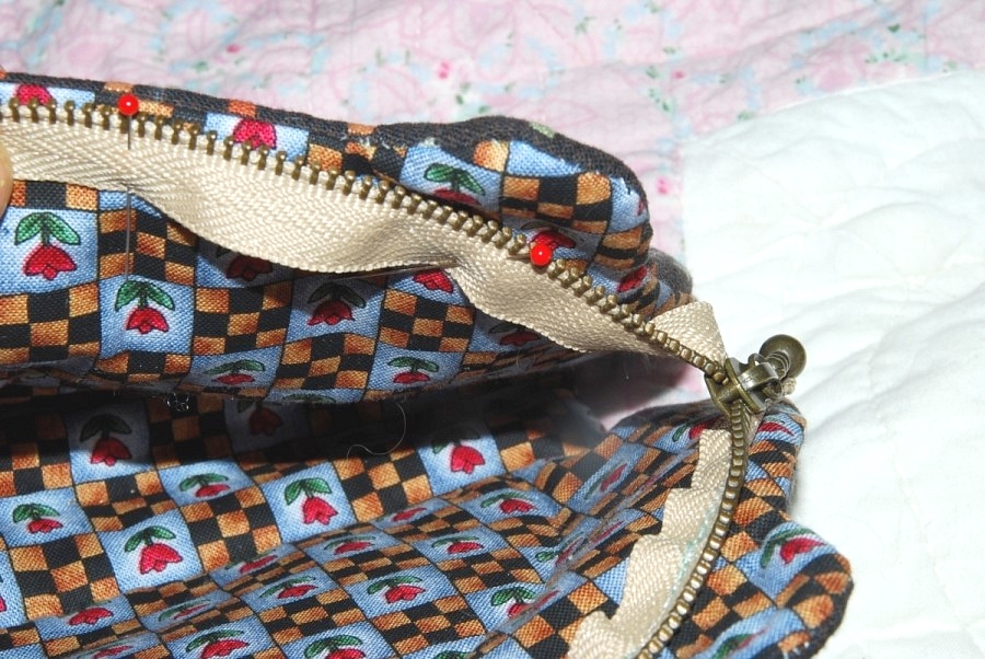 Quilted Patchwork Pouch DIY Tutorial Ideas!