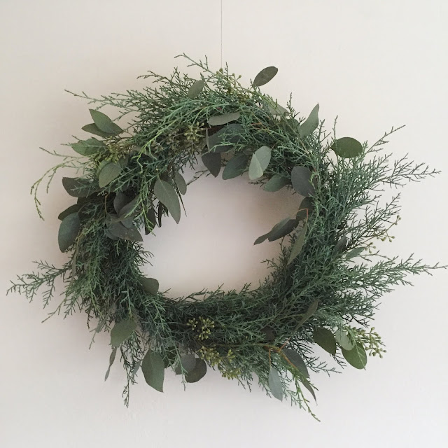 How To Make A Holiday Wreath