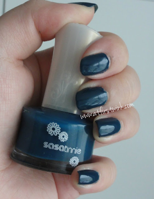 Sasatinnie nail polish P713