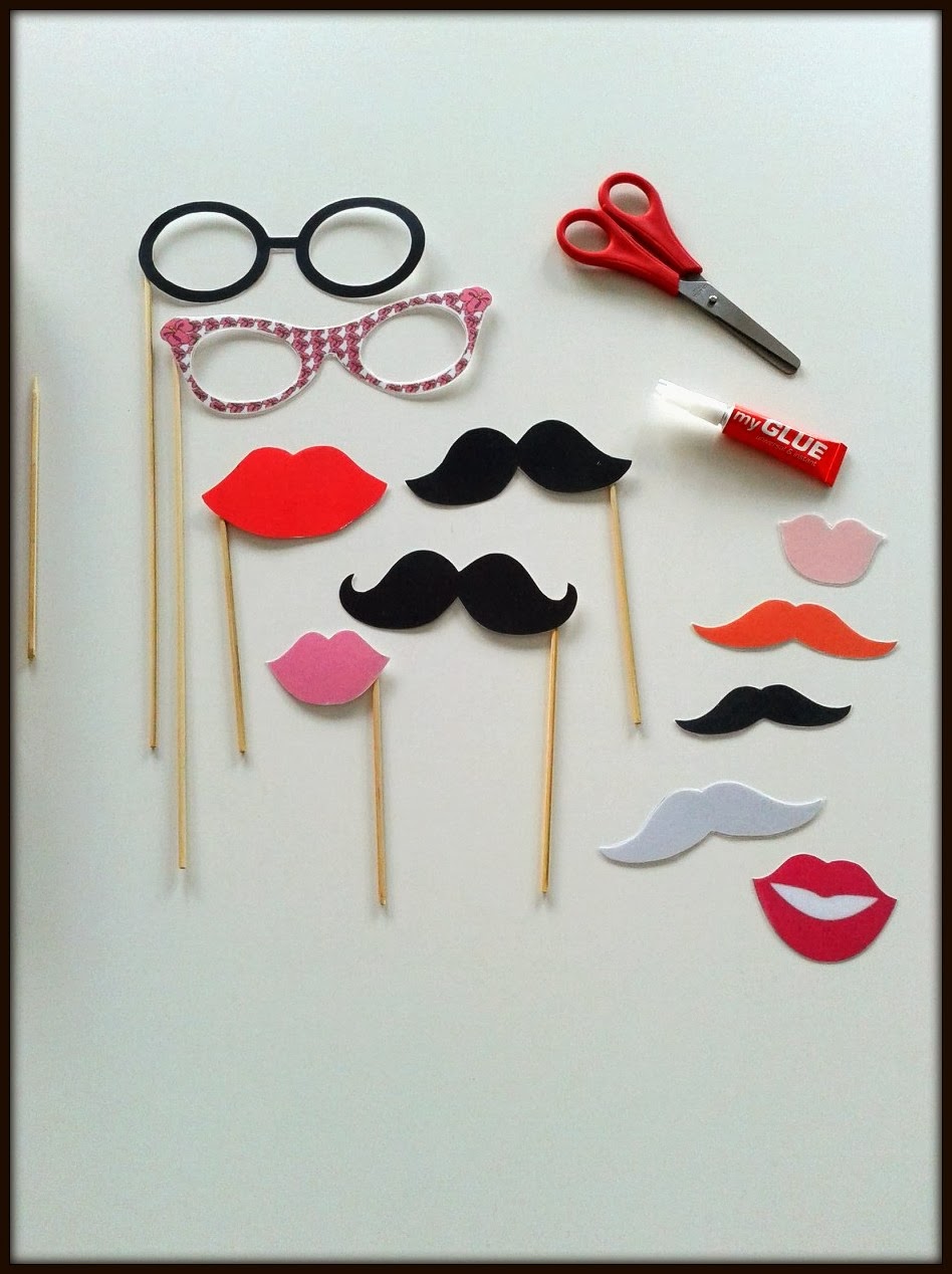 DIY Photo Props ⋆ Head Full of Ideas