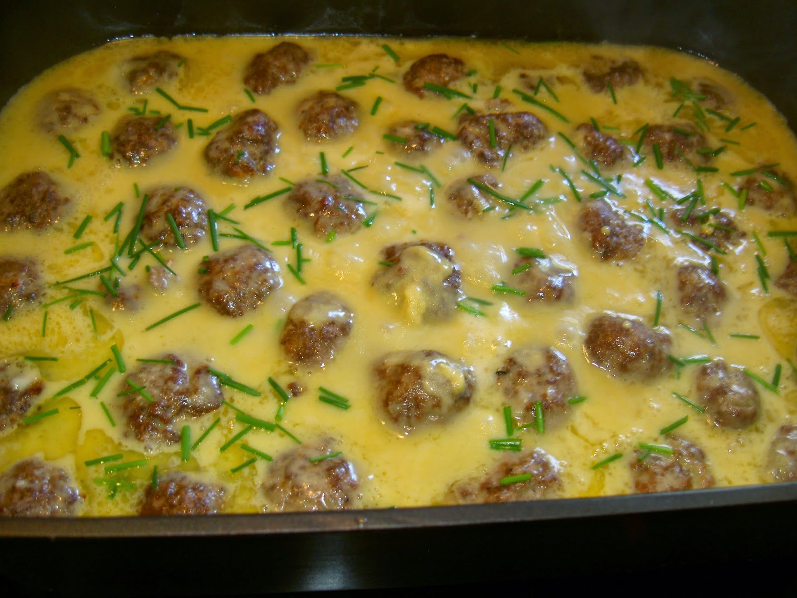 Keranova: Кюфтета фрикасе