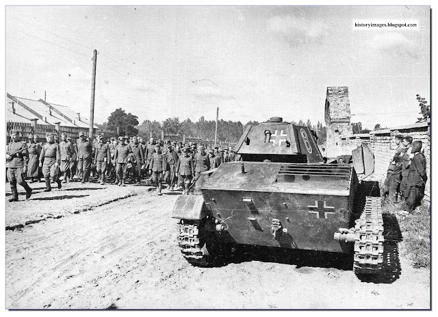 German prisoners Soviet T-70  captured repainted Germans