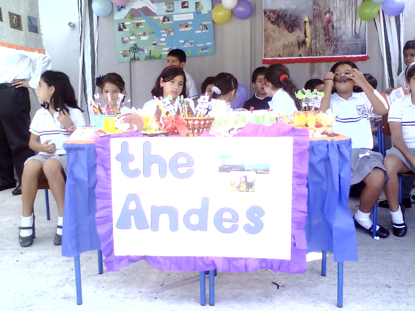 Clases Interactivas: FERIA DE INGLÉS 4TO DE BÁSICA