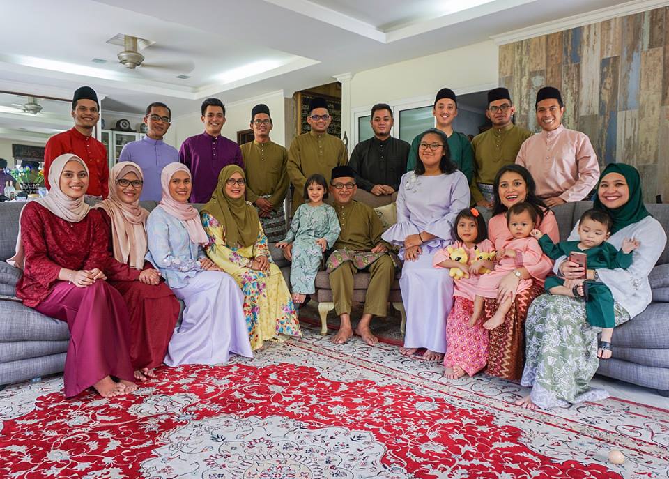 Selamat Hari Raya Aidilfitri : June 2018