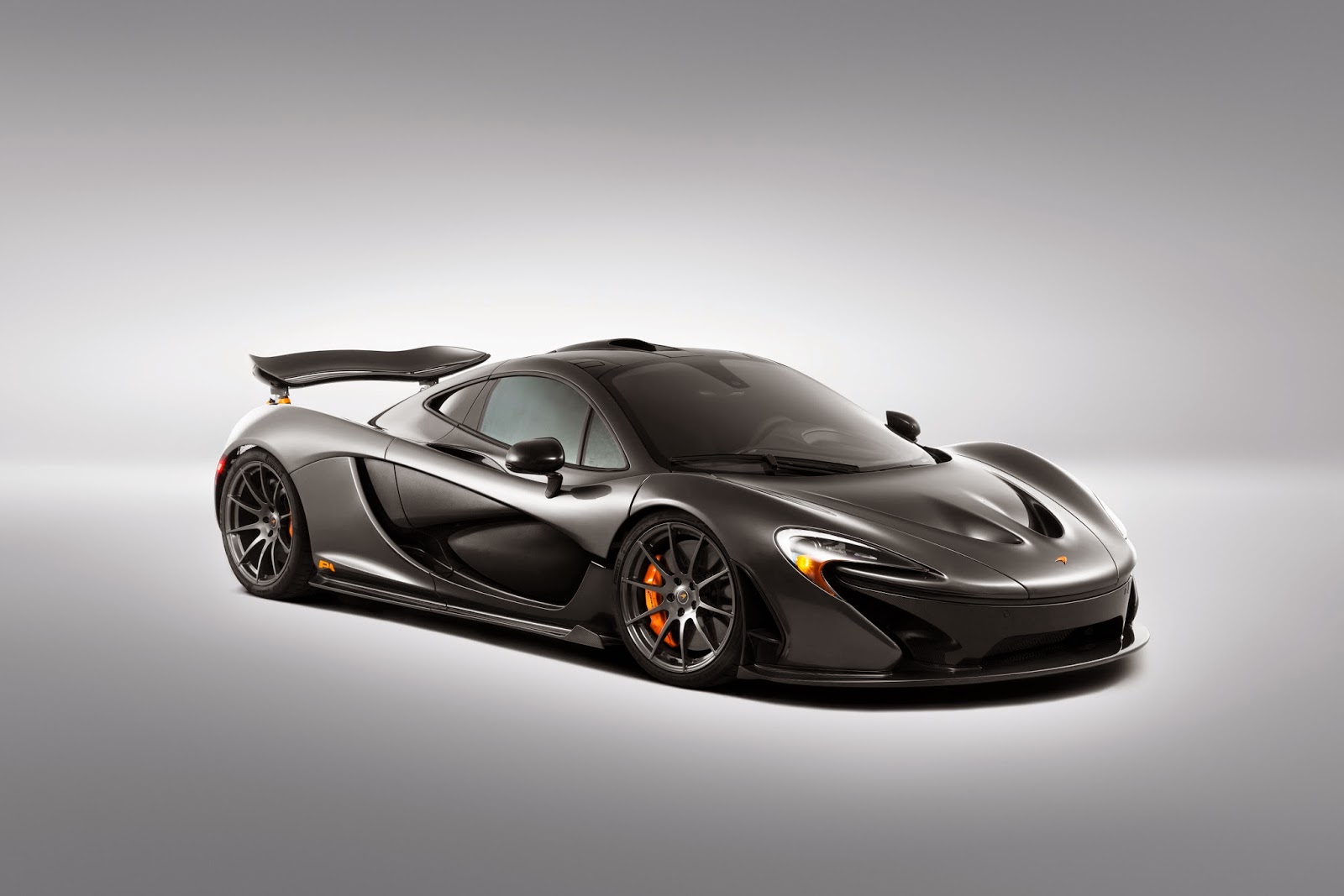 Supercars: MacLaren P1
