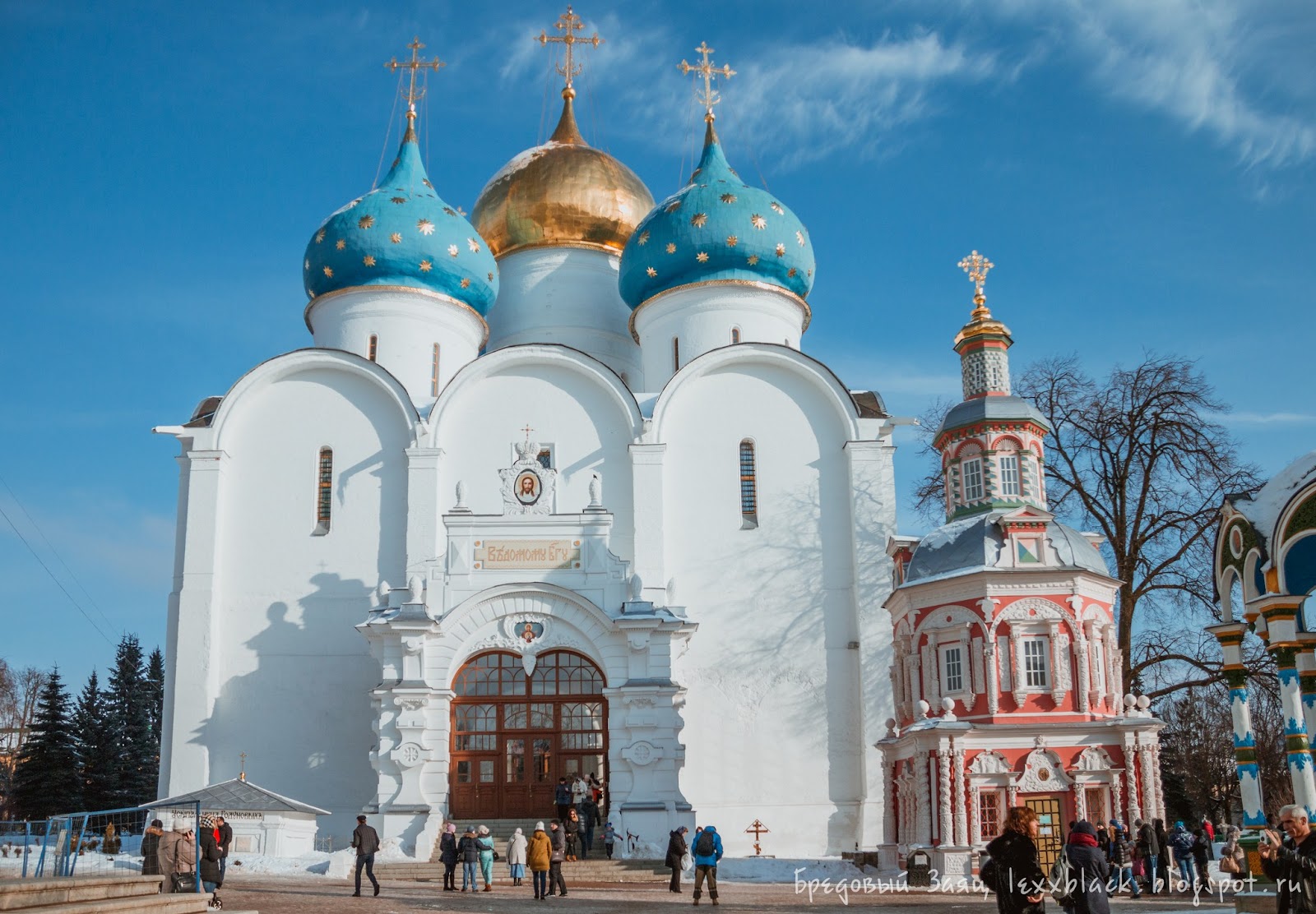 Храмы троице сергиевой лавры названия и фото