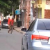 VIDEO - Le quitan la vida “Luz Baja” y “Doble Boca“ en la galeria de su casa en el sector de Los Mina VIDEO - Le quitan la vida “Luz Baja” y “Doble Boca“ en la galeria de su casa en el sector de Los Mina
