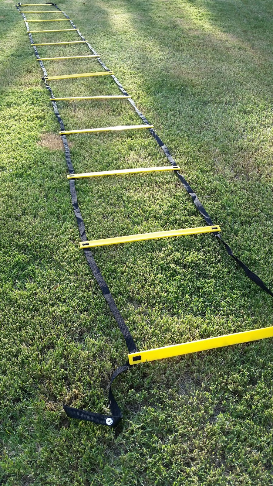 Living in THE BIG RING: 12 Rung Agility Ladder from Ohuhu