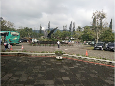 parkiranTaman Bunga Nusantara