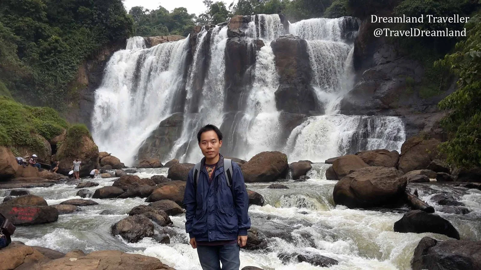 Gambar terkait Curug Sijeglong Batang: Daya Tarik,Fasilitas,Harga Tiket,Jam Buka Terbaru 2025 (dari Bing)