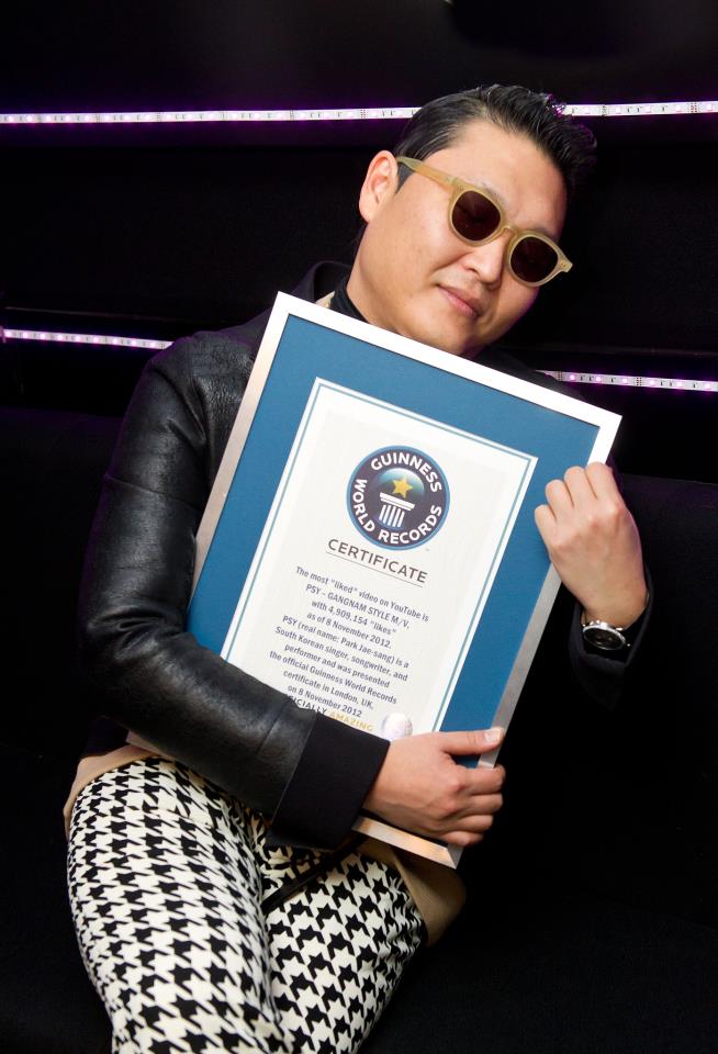 Guinness World Record Certificate Awarded to PSY for Gagnum Style Viral