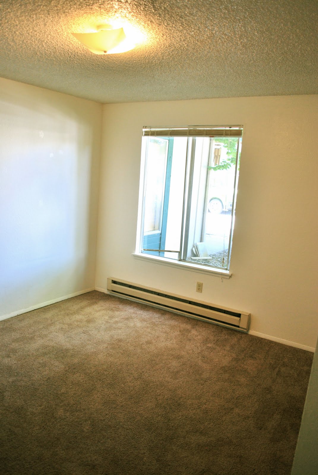 Gig Harbor Villa, Whitworth, and Squire Apartments: SQUIRE