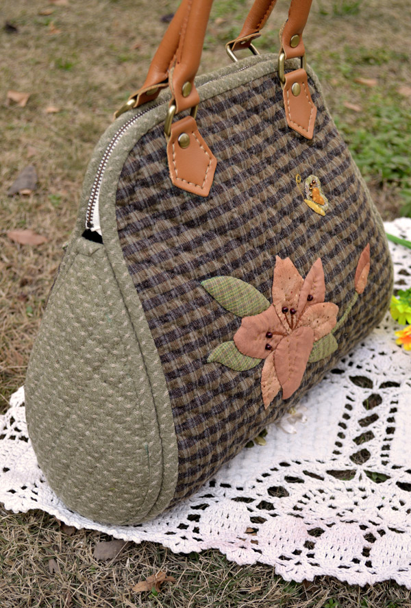 Quilted Bag. How to sewing in the photos. Japanese quilting