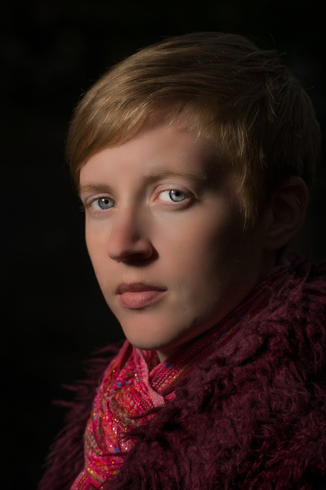 A geek and his camera Off Camera Flash Portrait In Flat Lighting