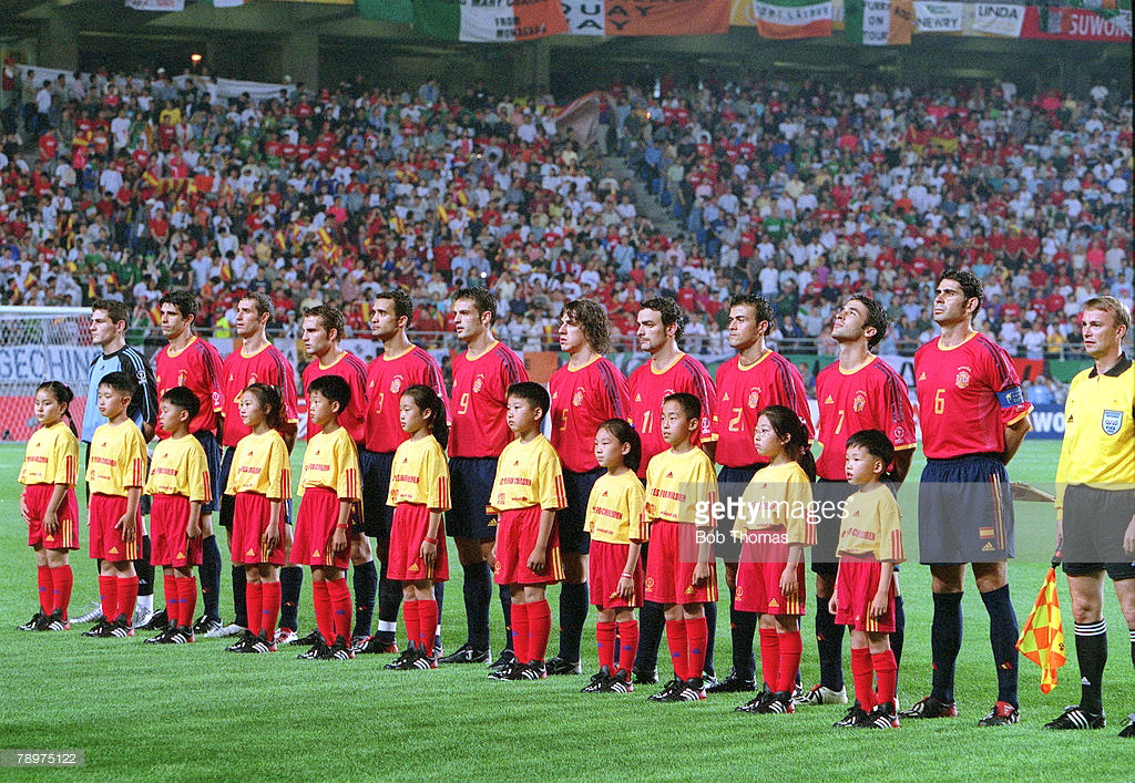 España - Hilo de la selección de España (selección española) Espa%25C3%25B1a%2B2002%2B06%2B16b