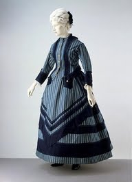 Women's dress fashion in the 1860s