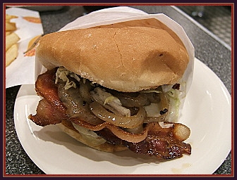 Review the World: Johnny Rocket’s (Cincinnati Mills)