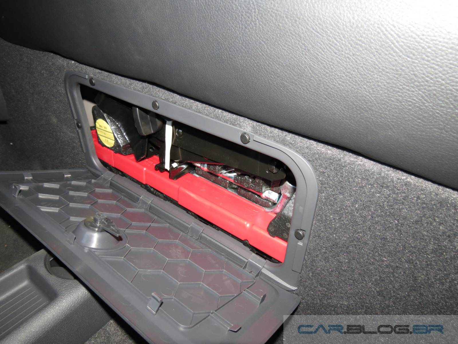 VW Saveiro Cabine Dupla - interior
