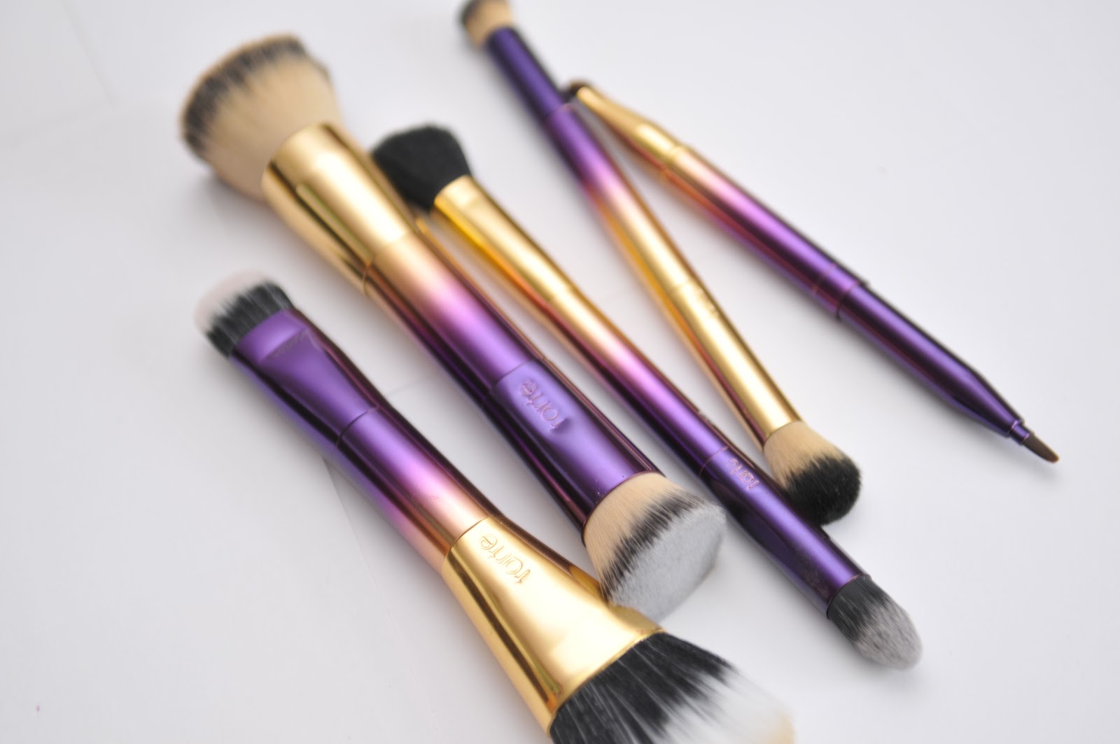 fun size beauty Tarte Rainforest of the Sea Brushes