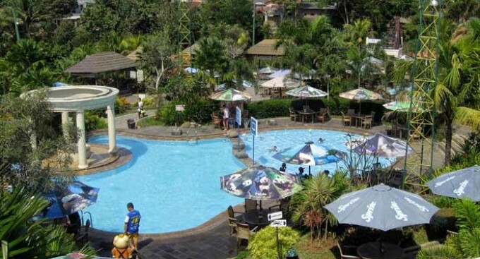 Harga Tiket Masuk + Lokasi The Fountain Waterpark & Resto ...