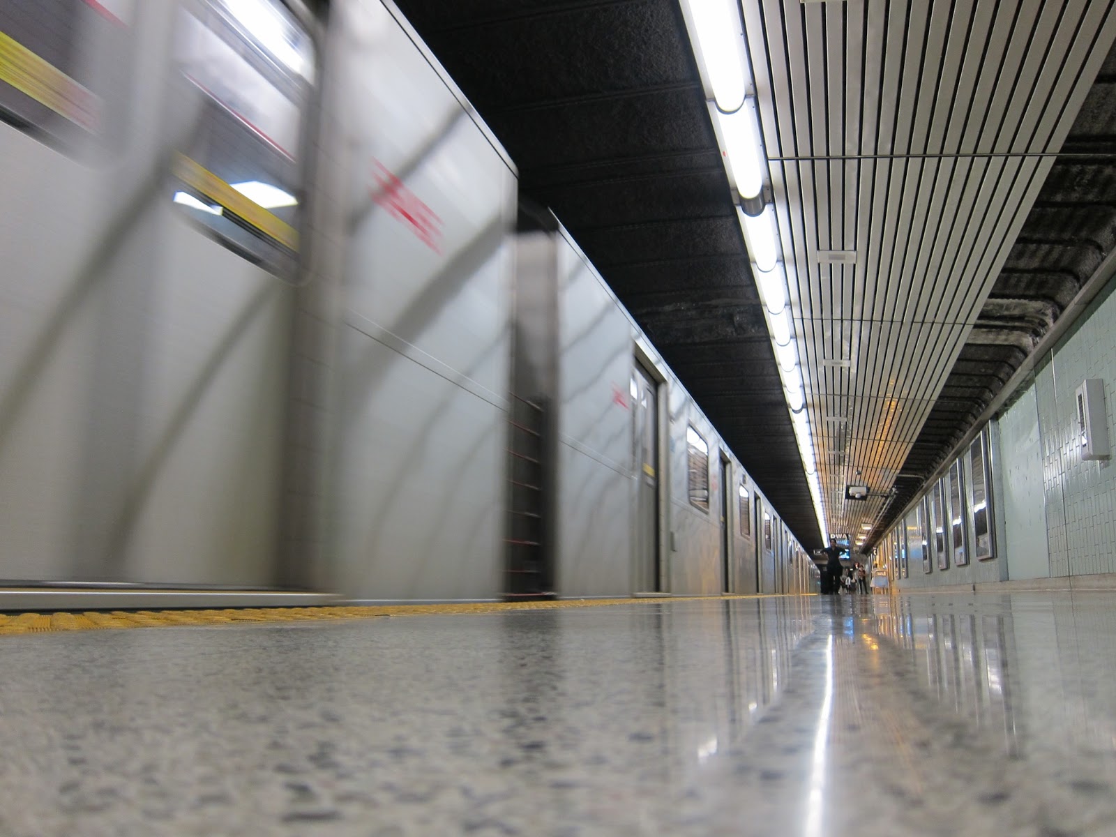 Wellesley station platform