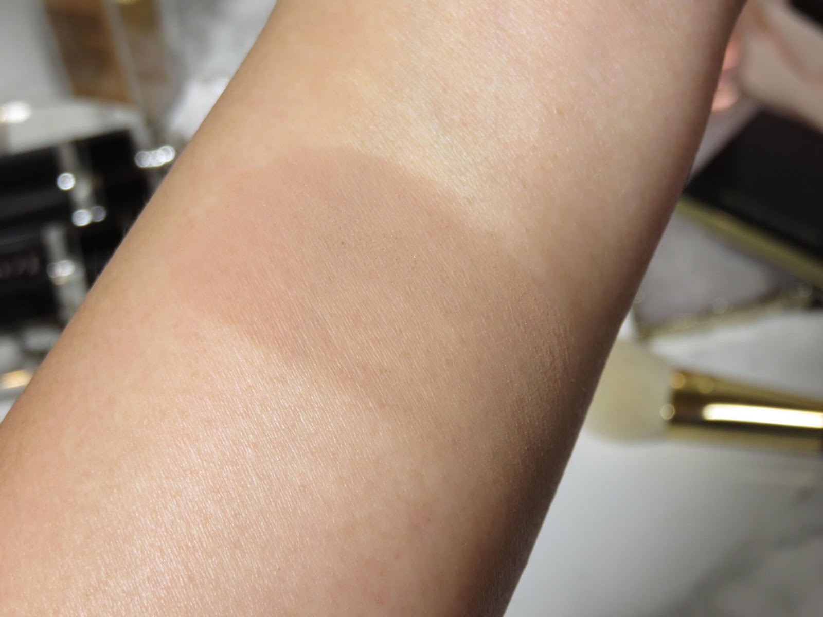  Review Kevyn Aucoin Sculpting Contour Powder PRETTY IS MY PROFESSION