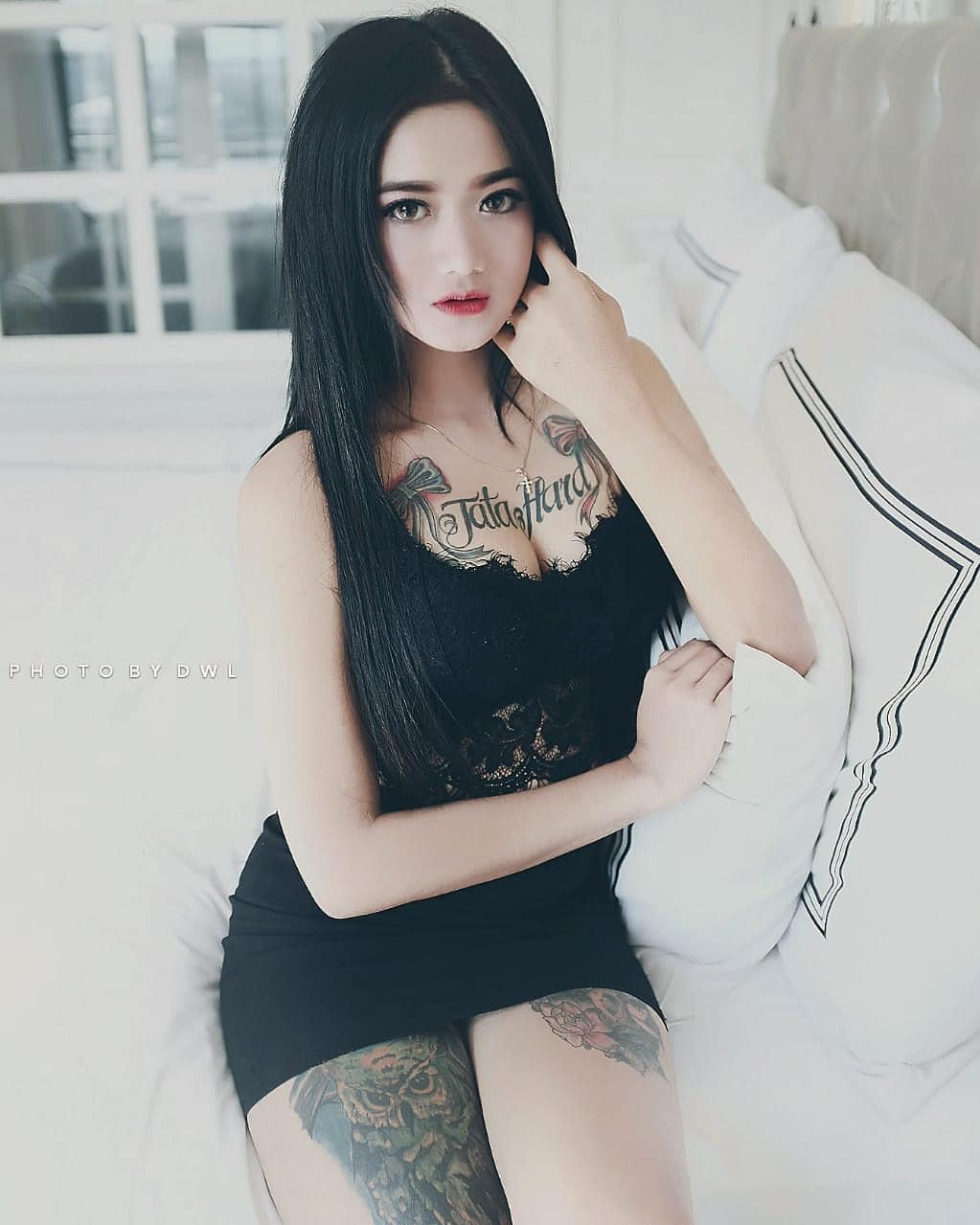 Foto Tata Pramuditha Sexy Dan Hot Wanita Cantik Manis