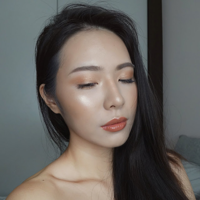 Makeup Geek x Kathleen Lights Highlighter Palette Review and Swatches