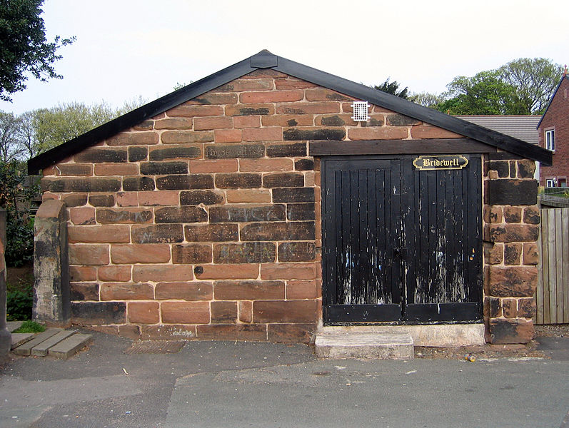 Roy's blog CHESHIRE. Lockups at Farndon, Farnworth and Kelsall.
