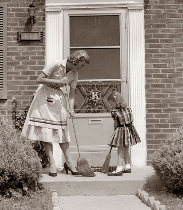 Dating in 1940s usa