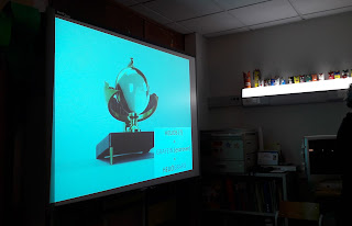 O quadro interativo apresenta um heliógrafo